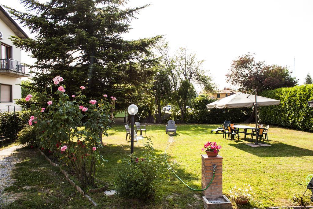 Villa Toscana Il Pino Lucca Luaran gambar